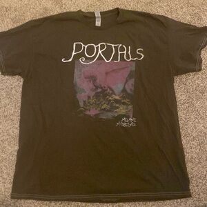 Melanie Martínez shirt